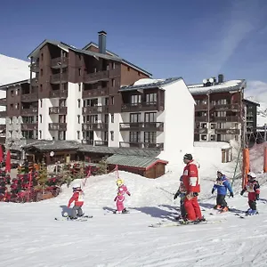 2* Appart hôtel Résidence Odalys Le Rond Point Des Pistes
